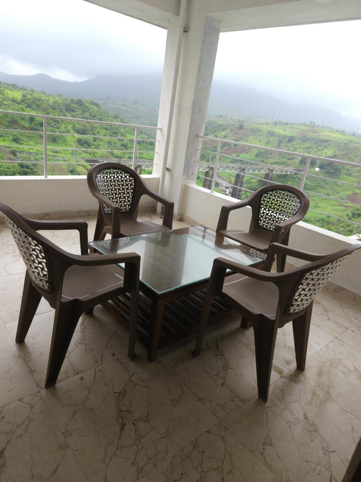 Oxi Valley Resort 伊加特普里 外观 照片